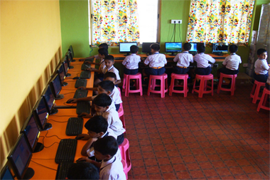 Secondary School Computer Lab