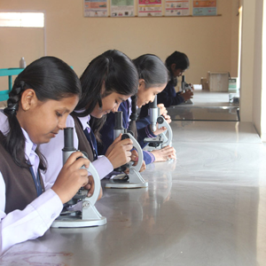 Computer & Science Lab